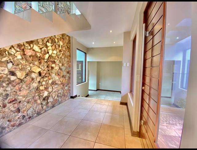 6 BEDROOM PROPERTY TO RENT IN BENMORE GARDENS
